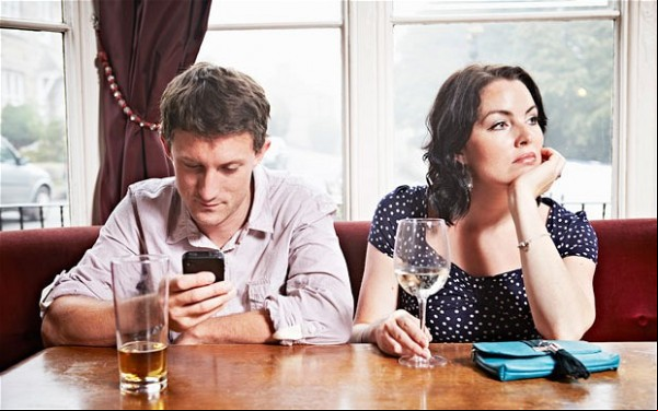phoneaddiction_2249742b