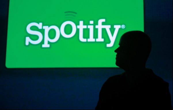 Iniciativa de Spotify inquieta a las disqueras y beneficia a los s