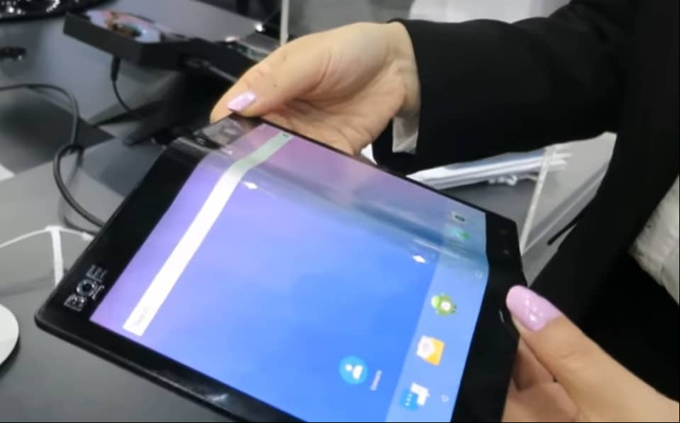 Huawei podría mostrar su primer teléfono plegable 5G en el MWC 2019